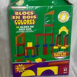 Green and Red Building Blocks Set for Creative Play